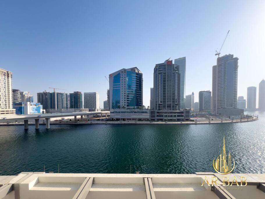 Damac Maison Prive - Premium Studio - Burj Khalifa View Dubai