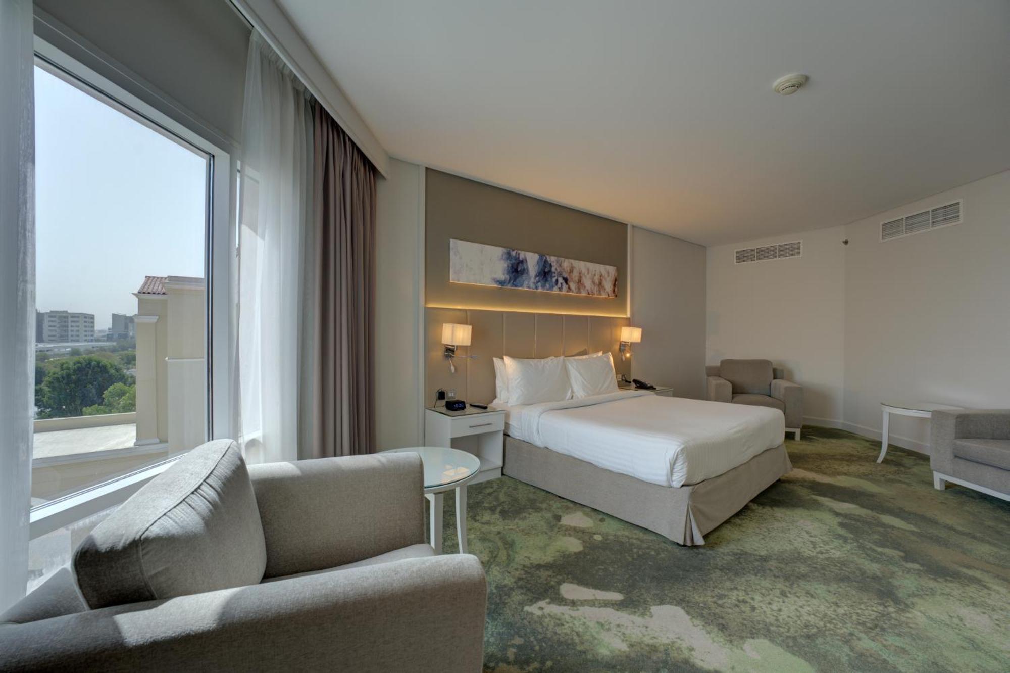 Millennium Lakeview Formerly Copthorne Lakeview Hotel Dubai