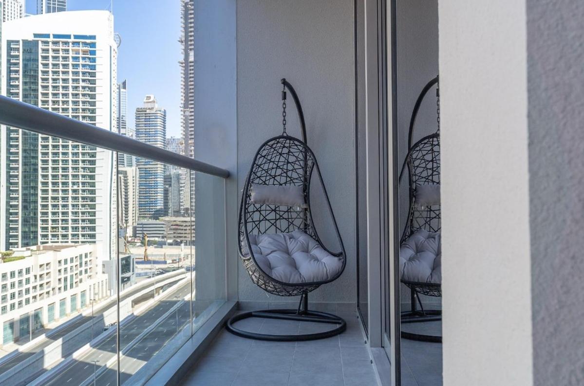 Stunning Apartment In Downtown Dubai - Burj Khalifa Views From All Rooms