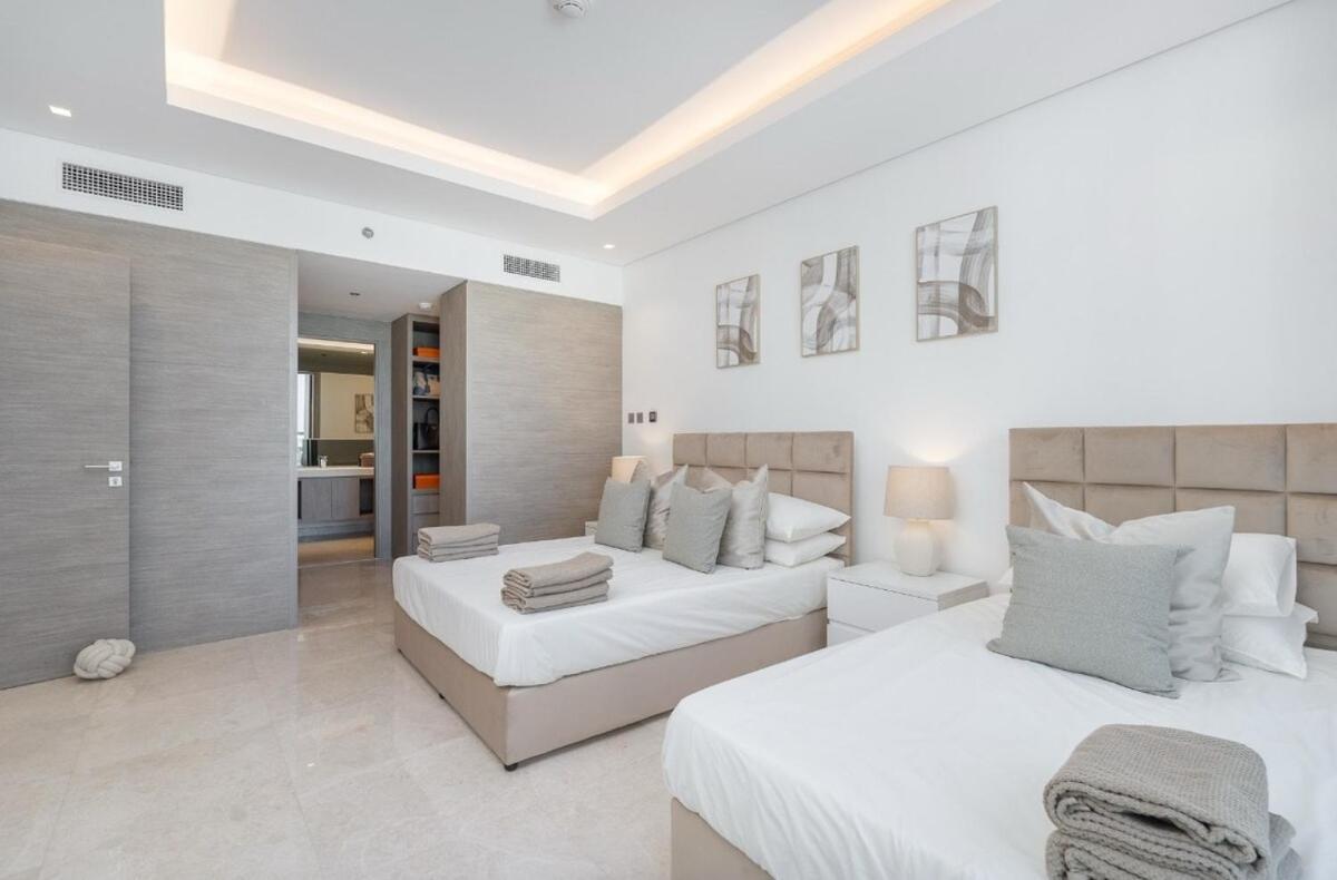 Stunning Apartment In Downtown Dubai - Burj Khalifa Views From All Rooms Dubai