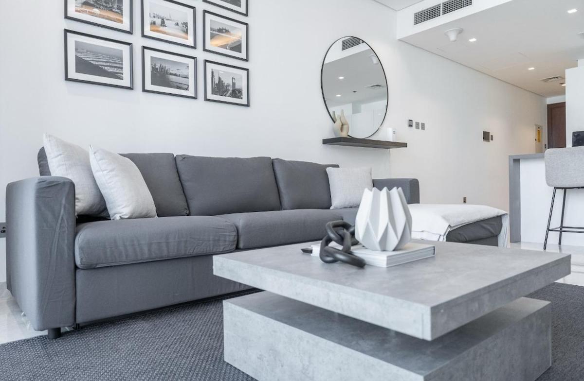 Stunning Apartment In Downtown Dubai - Burj Khalifa Views From All Rooms Apartment