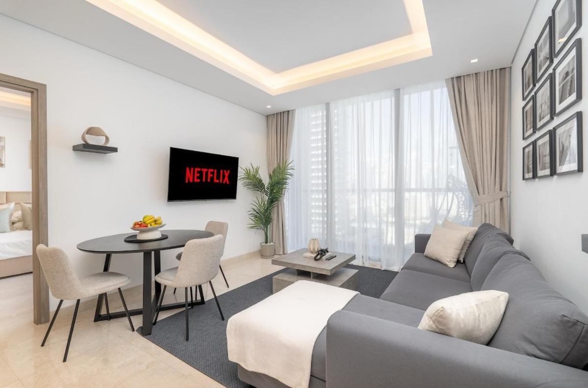 Apartment Stunning Apartment In Downtown Dubai - Burj Khalifa Views From All Rooms