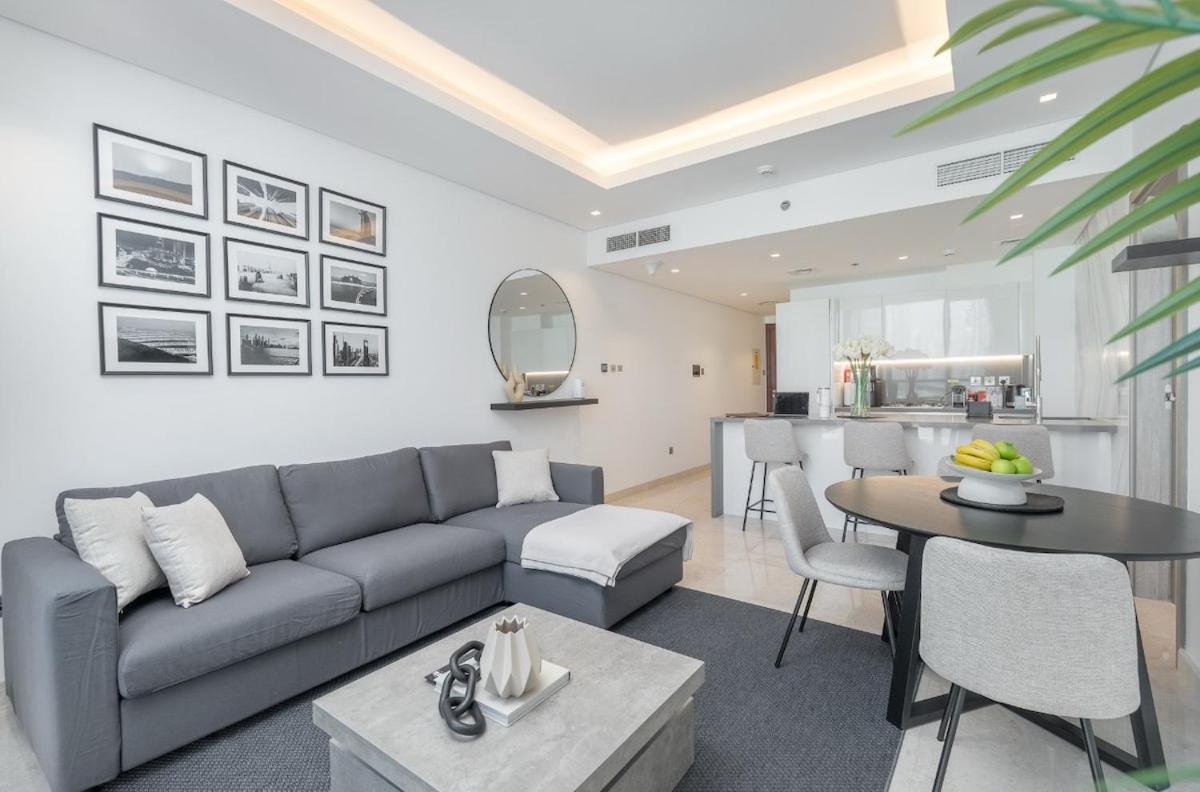 Stunning Apartment In Downtown Dubai - Burj Khalifa Views From All Rooms * Dubai