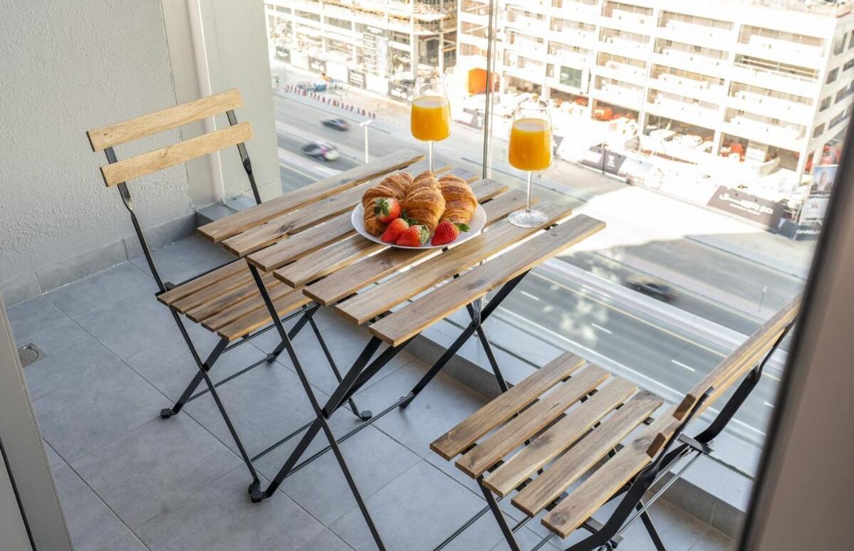 Stunning Apartment In Downtown Dubai - Burj Khalifa Views From All Rooms Apartment
