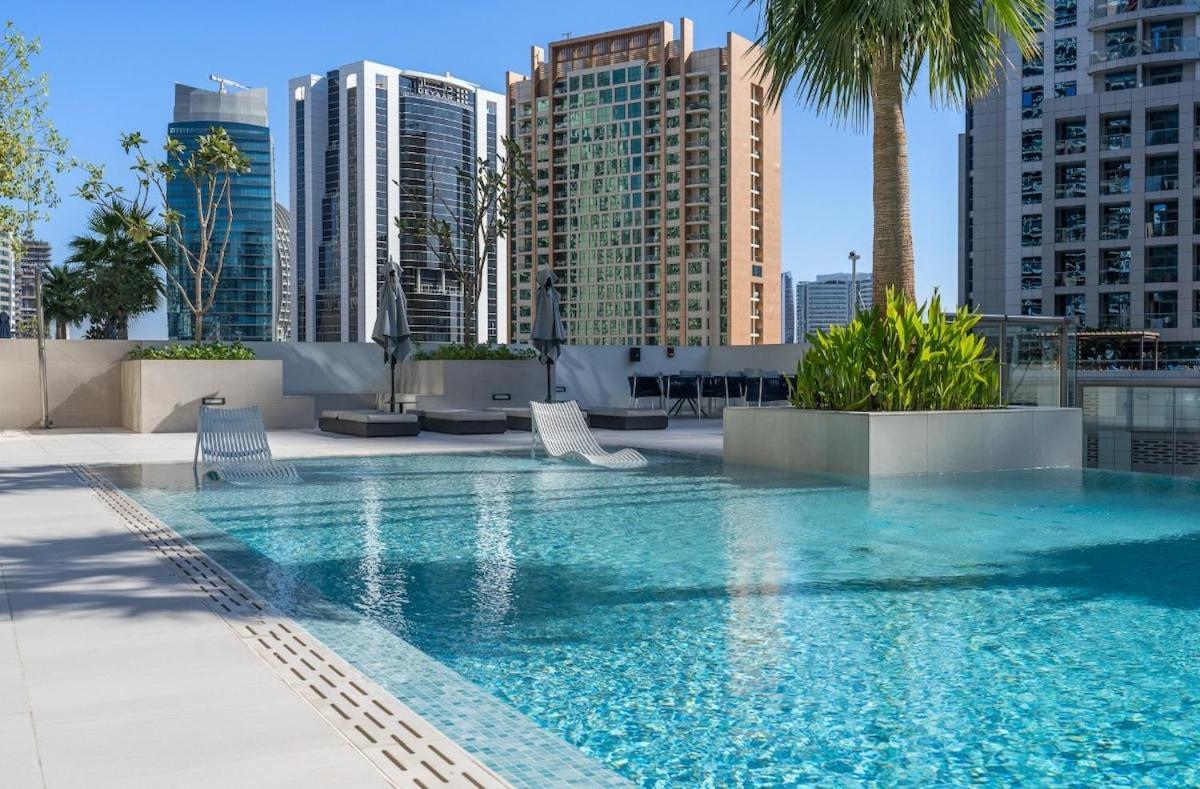 Stunning Apartment In Downtown Dubai - Burj Khalifa Views From All Rooms Apartment *