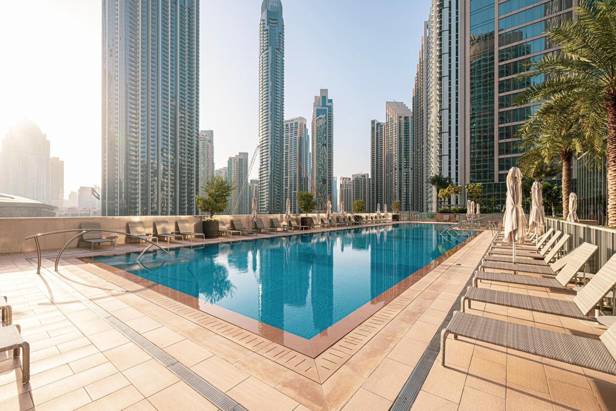 Luxe - 2br - Sea & View - 5 Min To Mall Apartment *