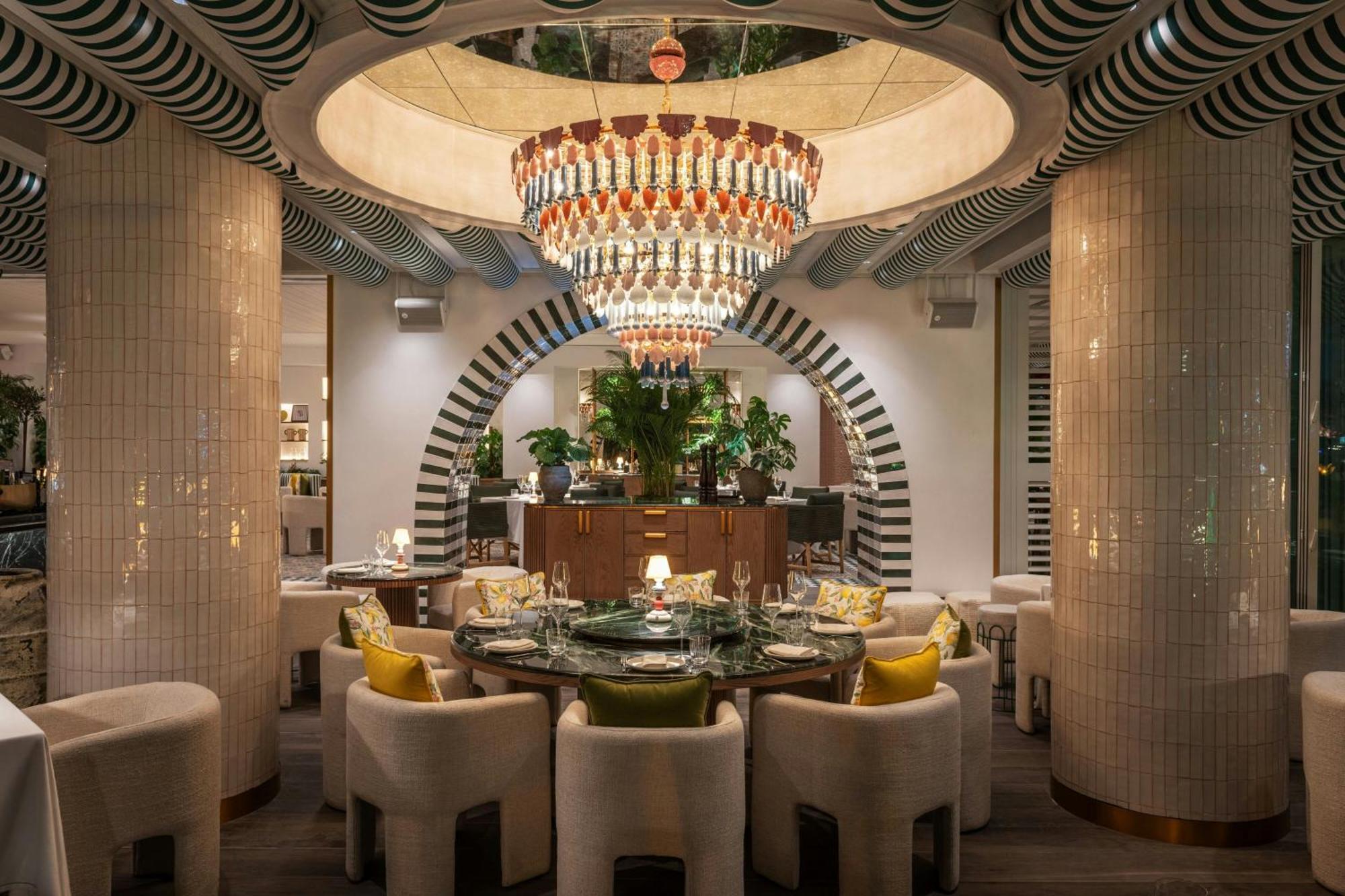 Hotel Grosvenor House, A Luxury Collection Hotel,