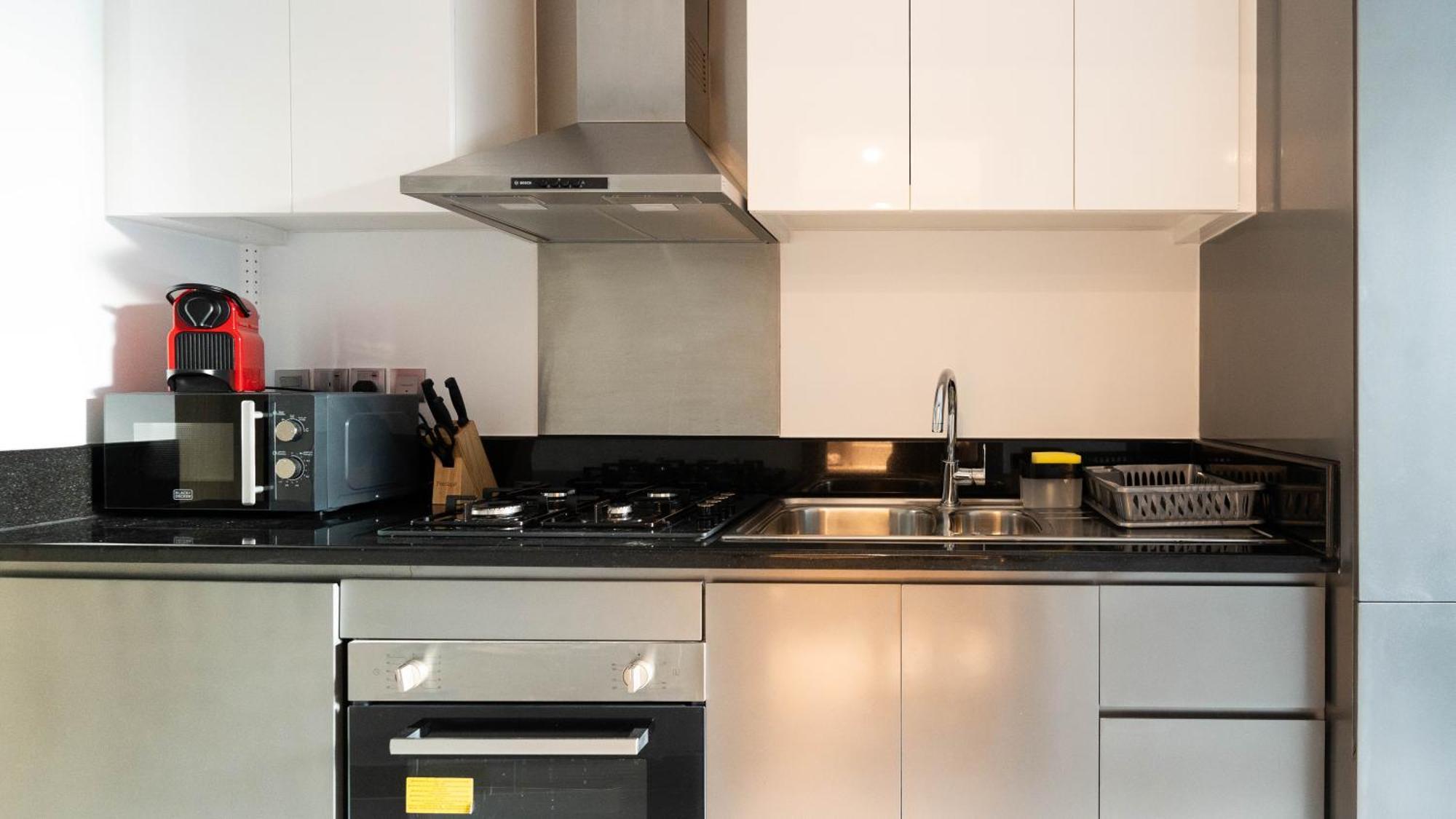 Keyrock Living - Elegant In Business Bay