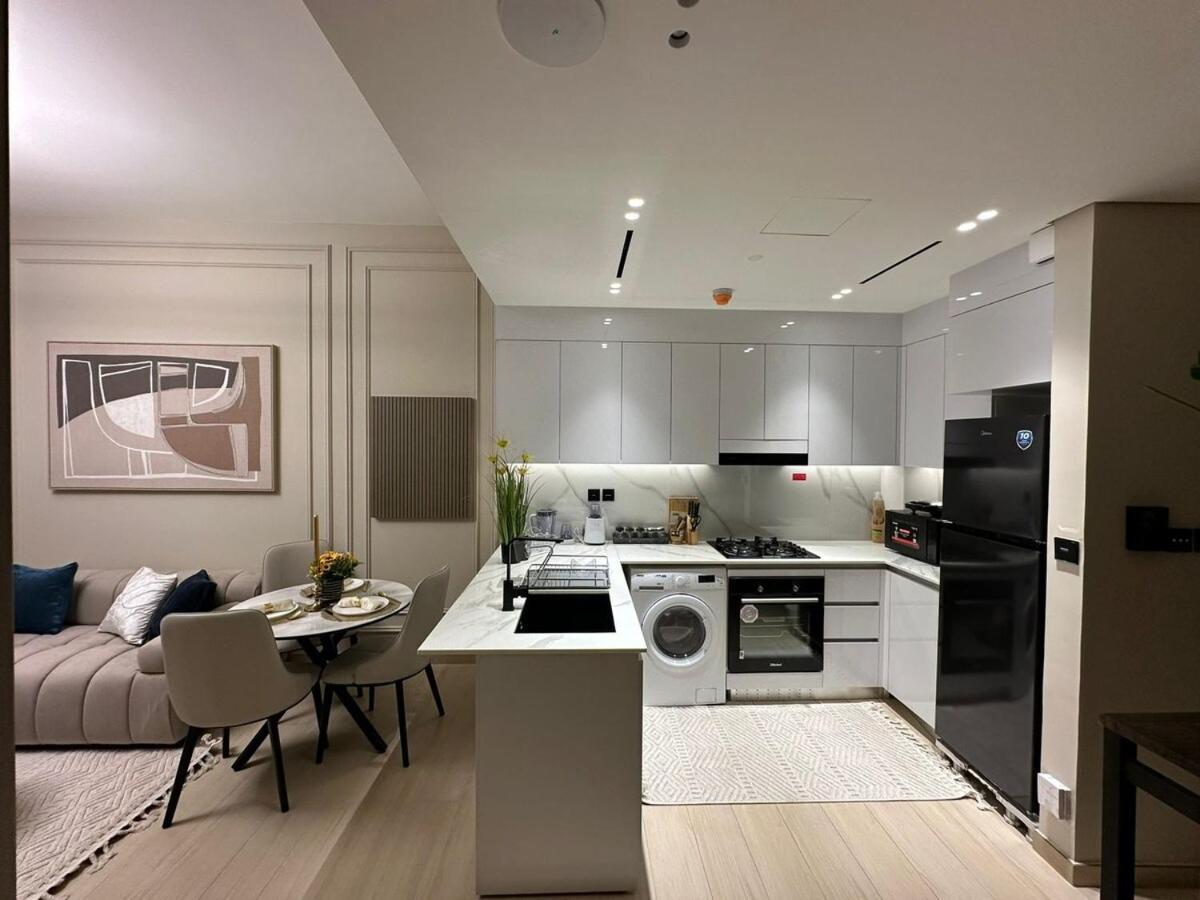 Apartment Modern And Cozy Be