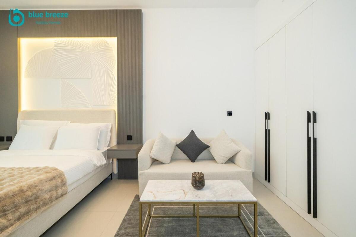 Apartment Blue Breeze - Trendy With Balcony & Stylish Interiors Dubai