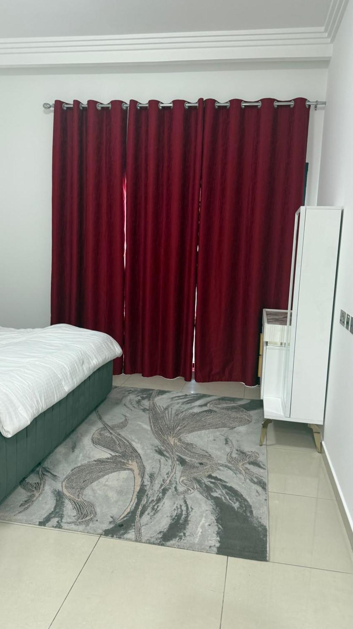 Homestay Private With Attached Washroom *