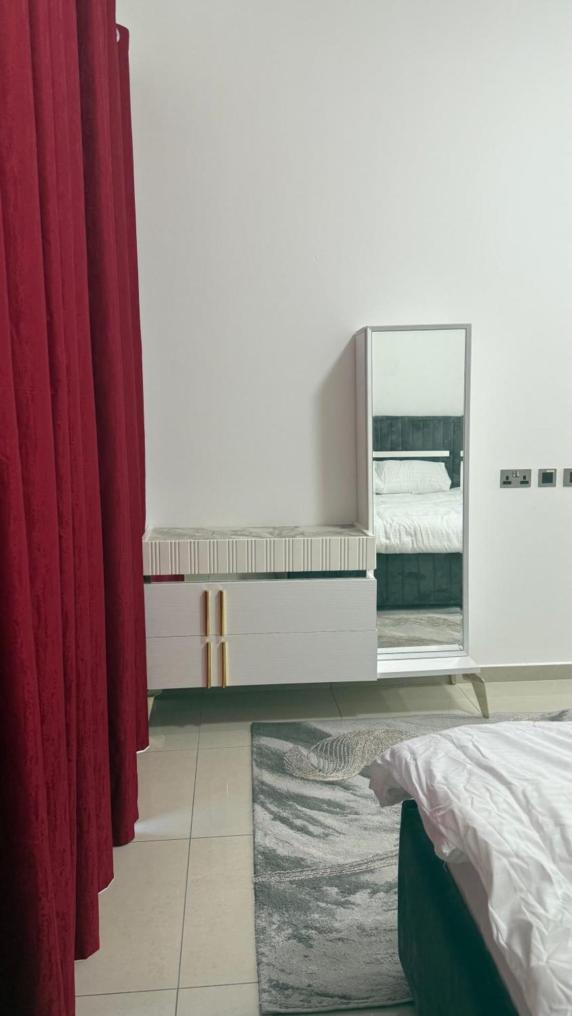 Private With Attached Washroom Homestay