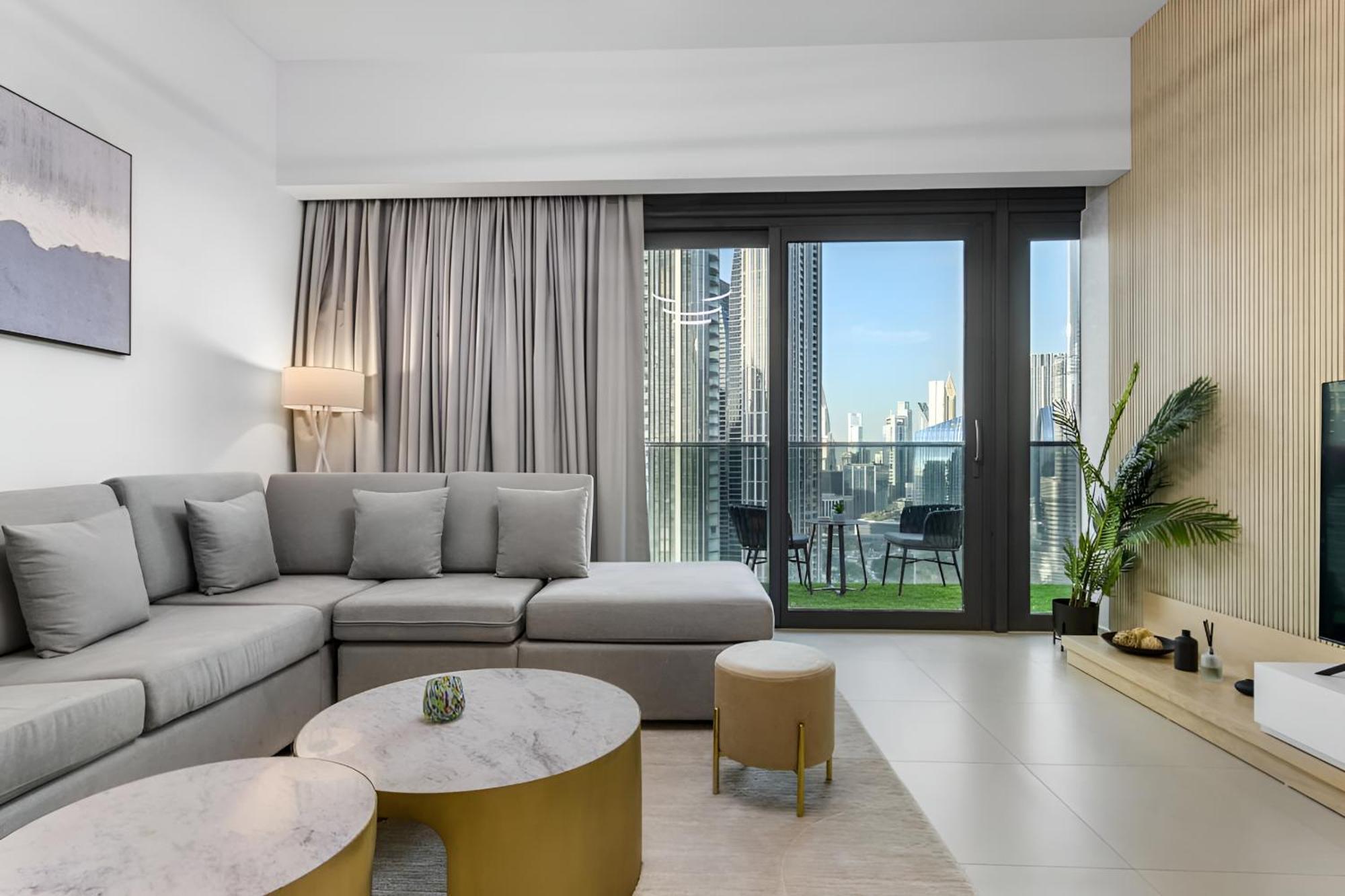 Apartment Expansive 7-bed Overlooking Burj & Fountains