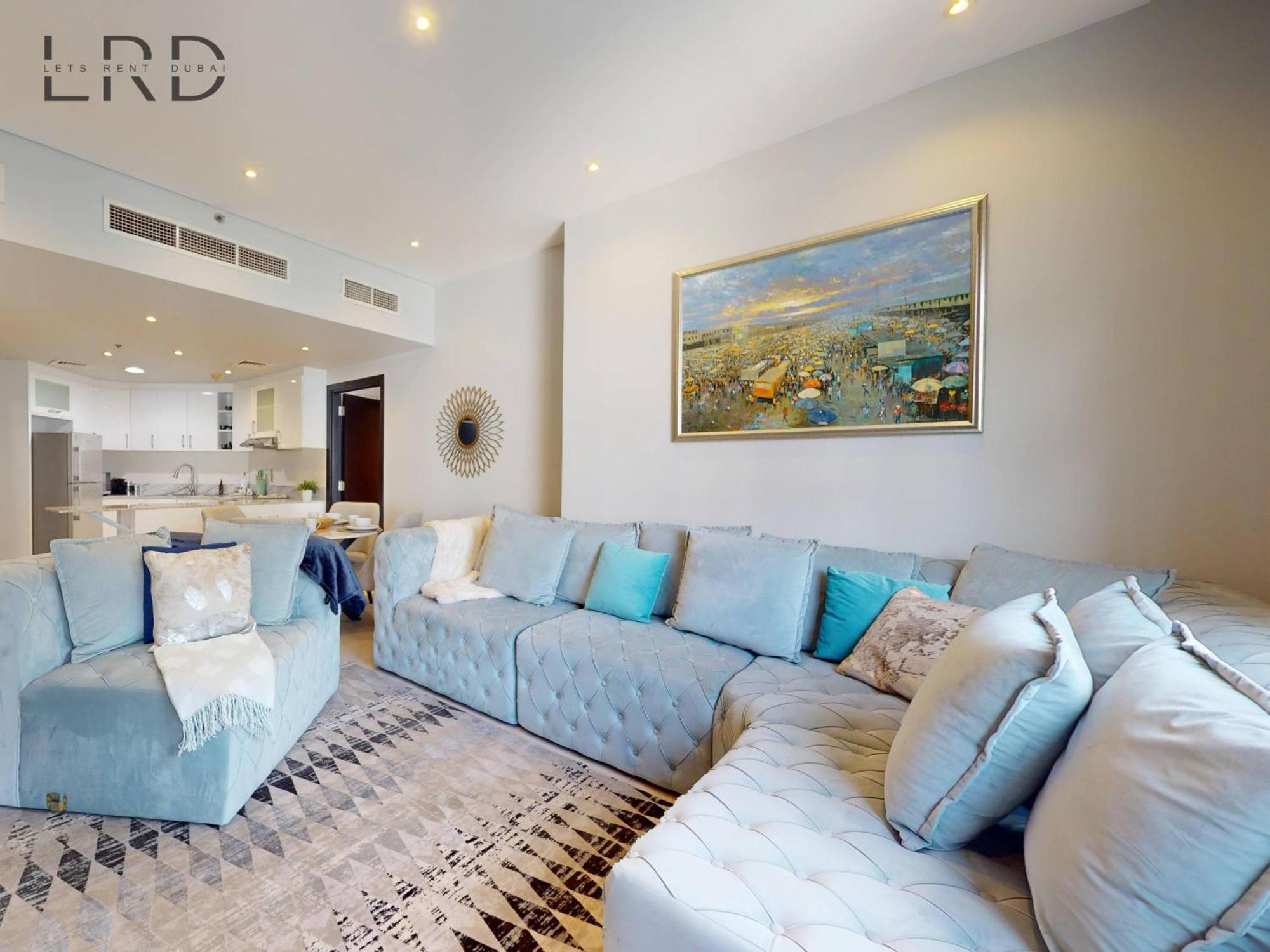 Apartment Stylish 2br Steps From Metro And Marina Mall *
