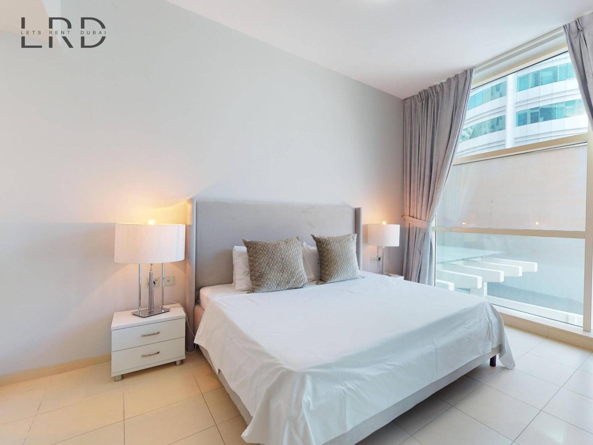 Stylish 2br Steps From Metro And Marina Mall Apartment Dubai