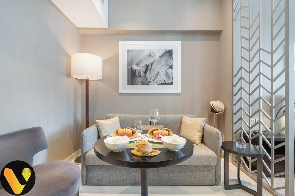Vogue Damac Maison Prive Balcony & Pool With Canal View Prime Business Bay Location, Steps From Downtown & Burj Khalifa Apartment