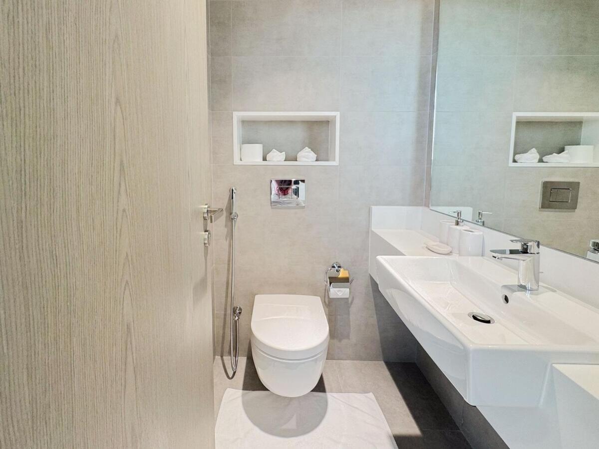 Azure - 1-bed Luxury By Crystal Lagoon, Downtown