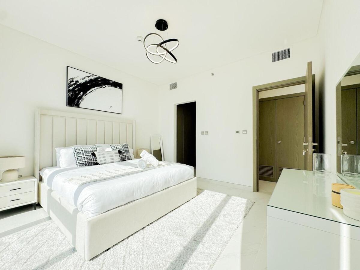 Apartment Azure - 1-bed Luxury By Crystal Lagoon, Downtown Dubai