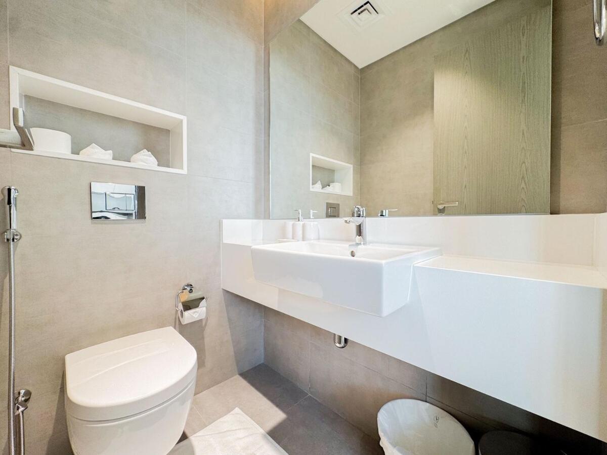 Azure - 1-bed Luxury By Crystal Lagoon, Downtown Dubai