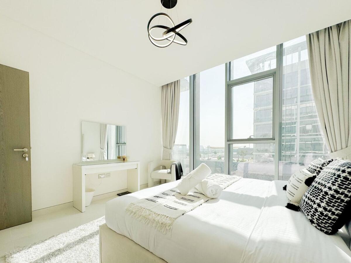 Azure - 1-bed Luxury By Crystal Lagoon, Downtown Dubai