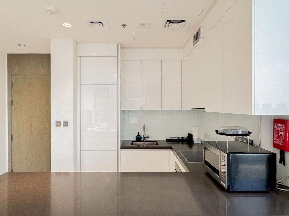 Azure - 1-bed Luxury By Crystal Lagoon, Downtown * Dubai