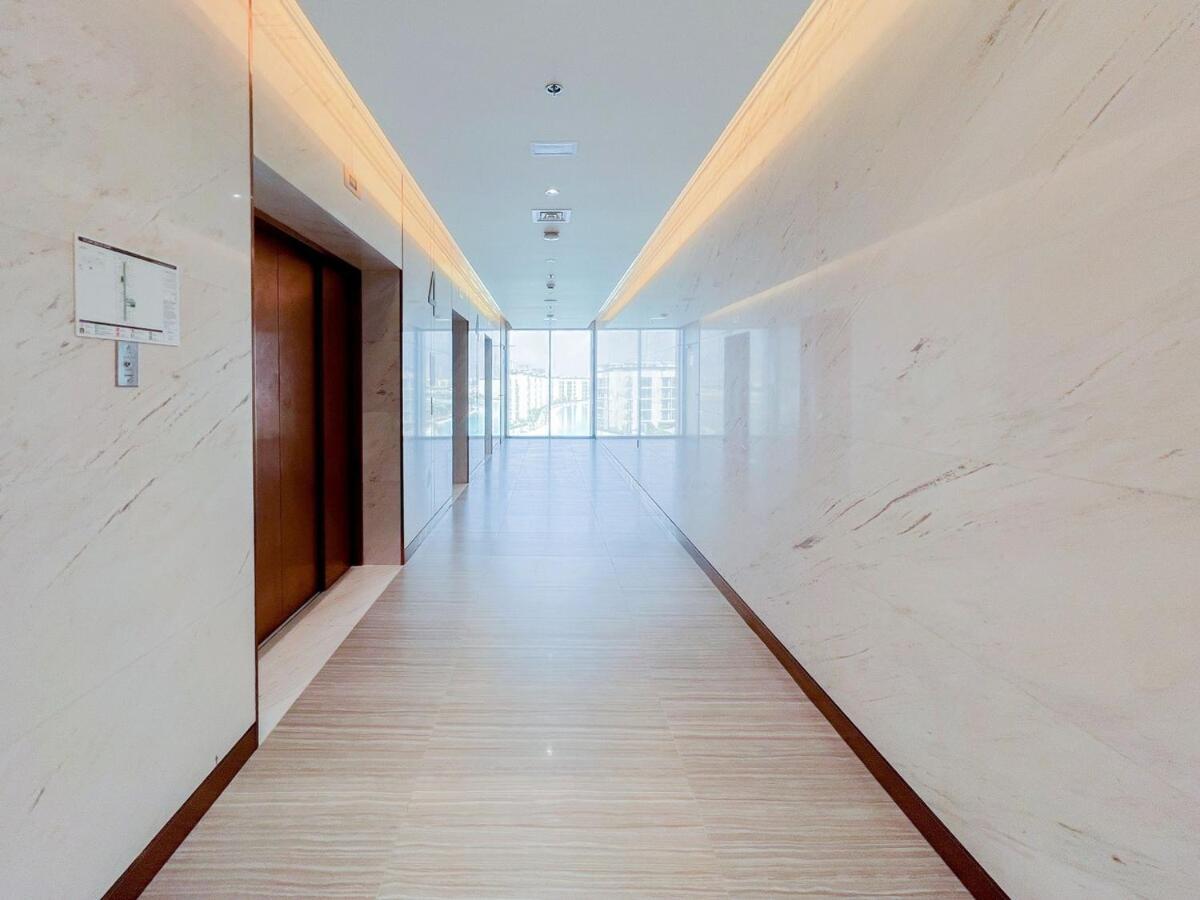 Apartment Azure - 1-bed Luxury By Crystal Lagoon, Downtown Dubai