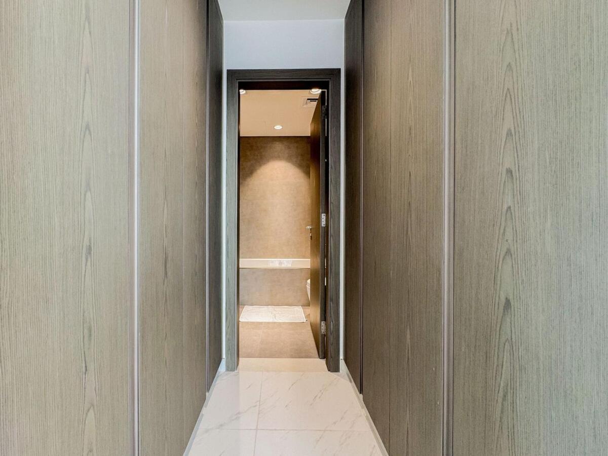 Azure - 1-bed Luxury By Crystal Lagoon, Downtown Dubai