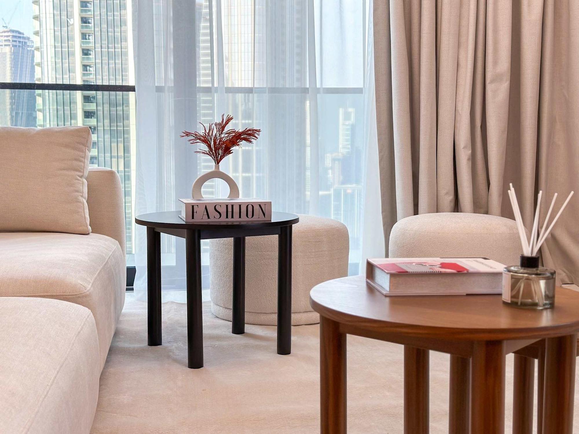 Unique Burj Khalifa View 3br On Floor Apartment Dubai