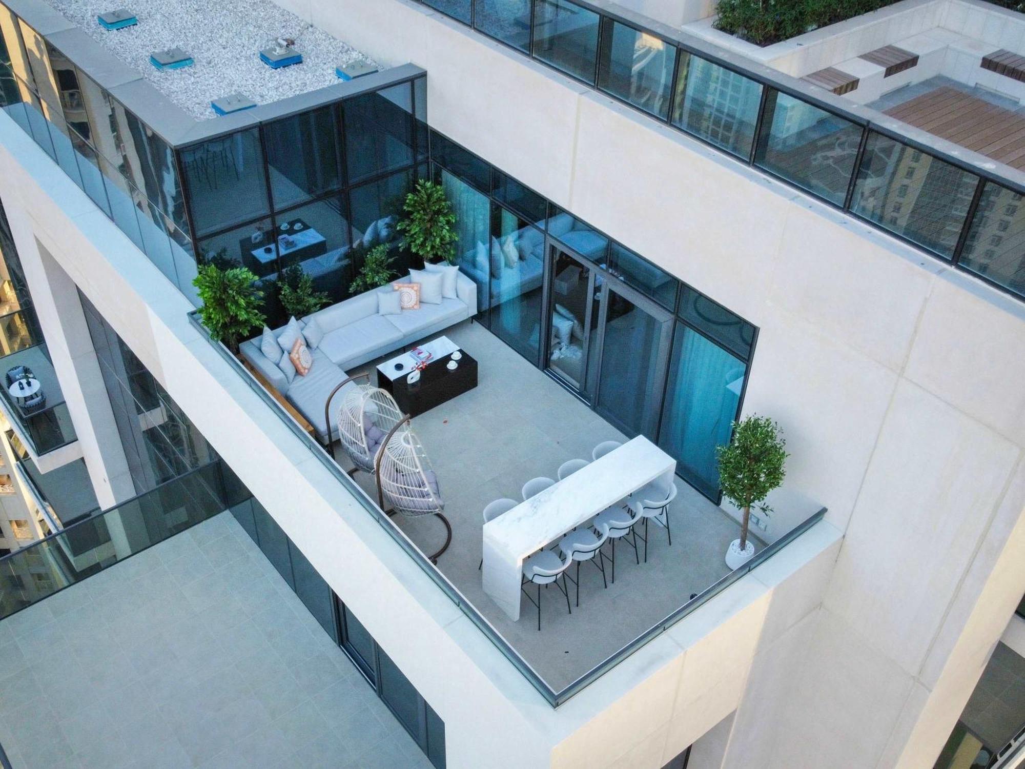 Unique Burj Khalifa View 3br On Floor * Dubai