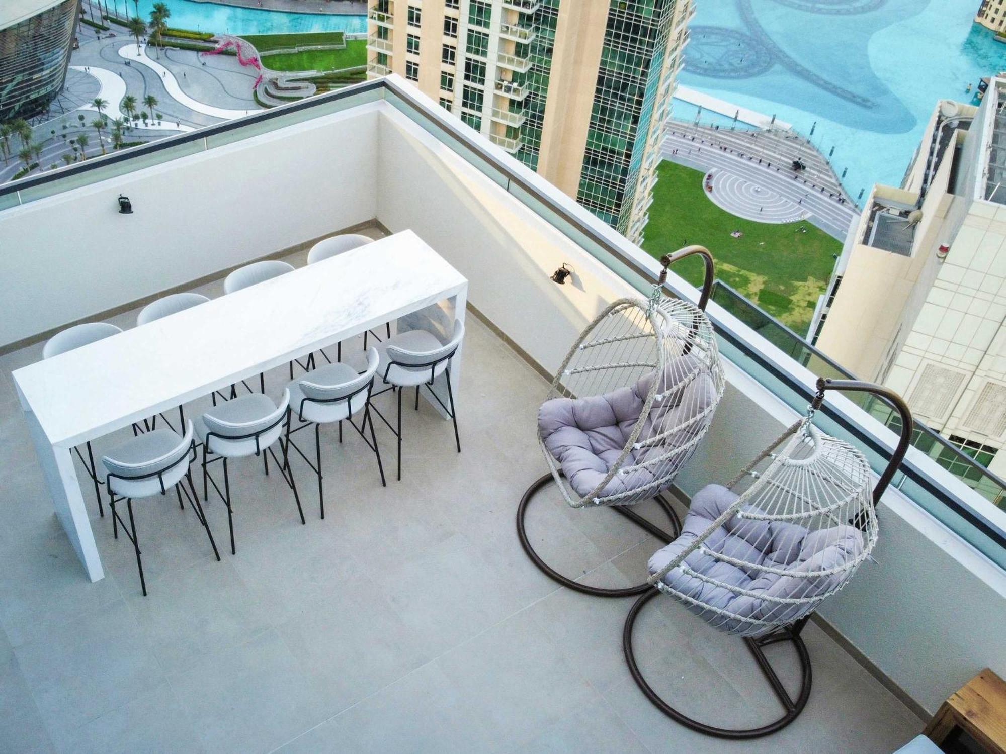 Apartment Unique Burj Khalifa View 3br On Floor Dubai
