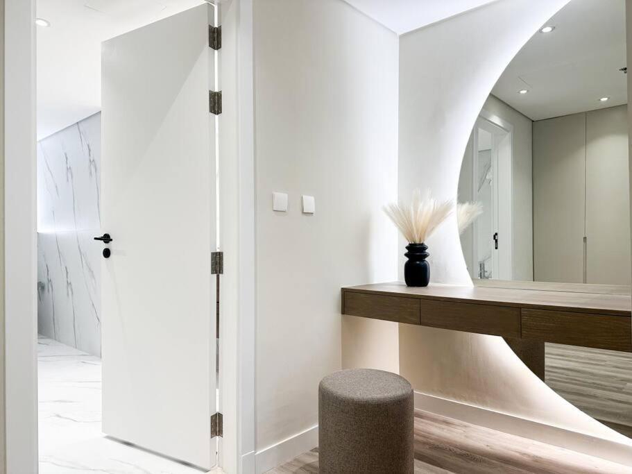 Apartment Upgraded Gorgeous 1br At 5 Star *