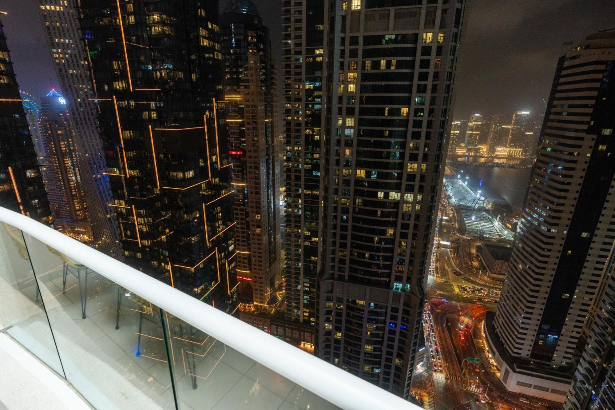 Spacious Family In Marina On The Walk * Dubai