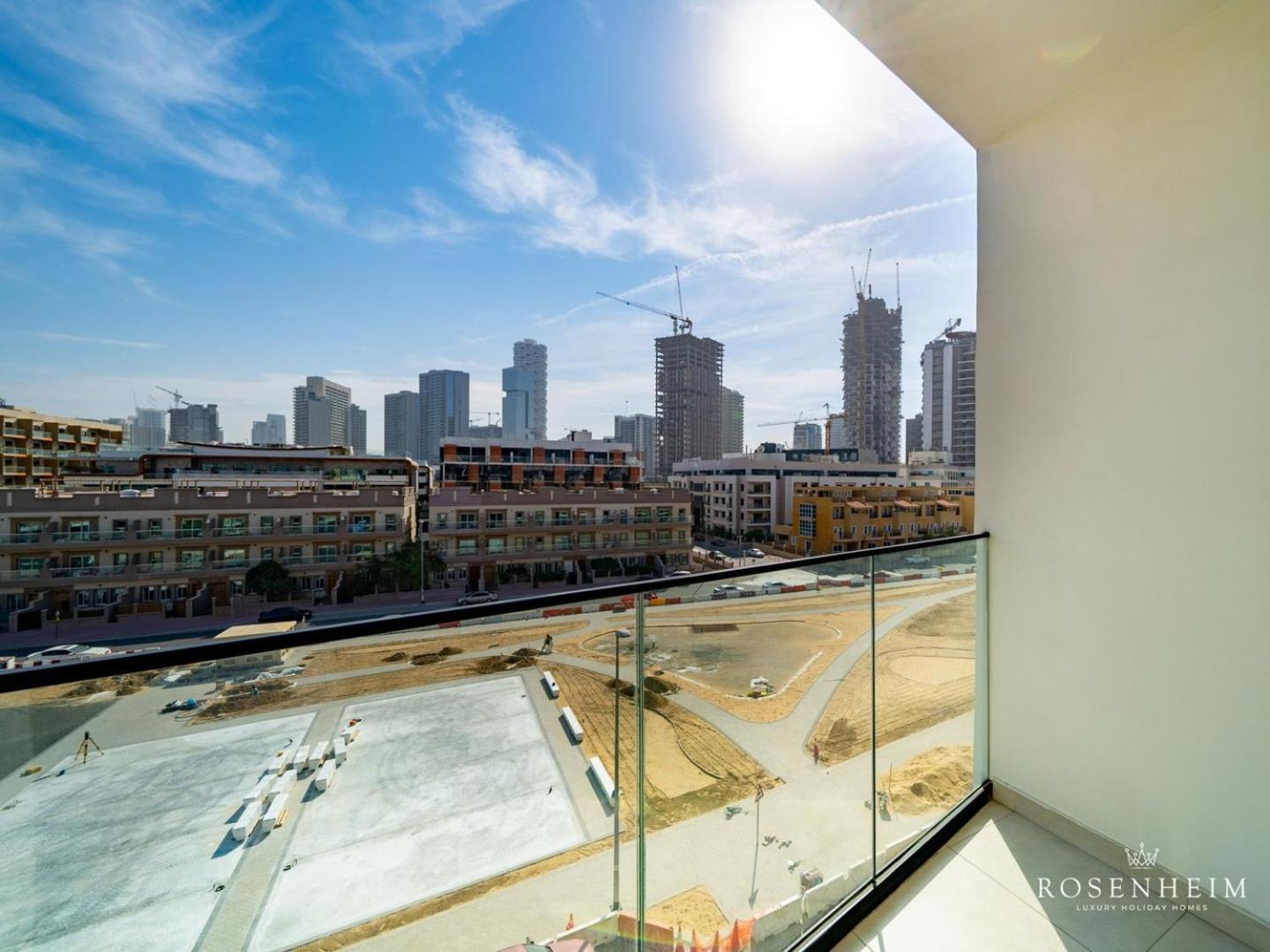 Apartment Rosenheim Modern 1 Bedroom Retreat Dubai