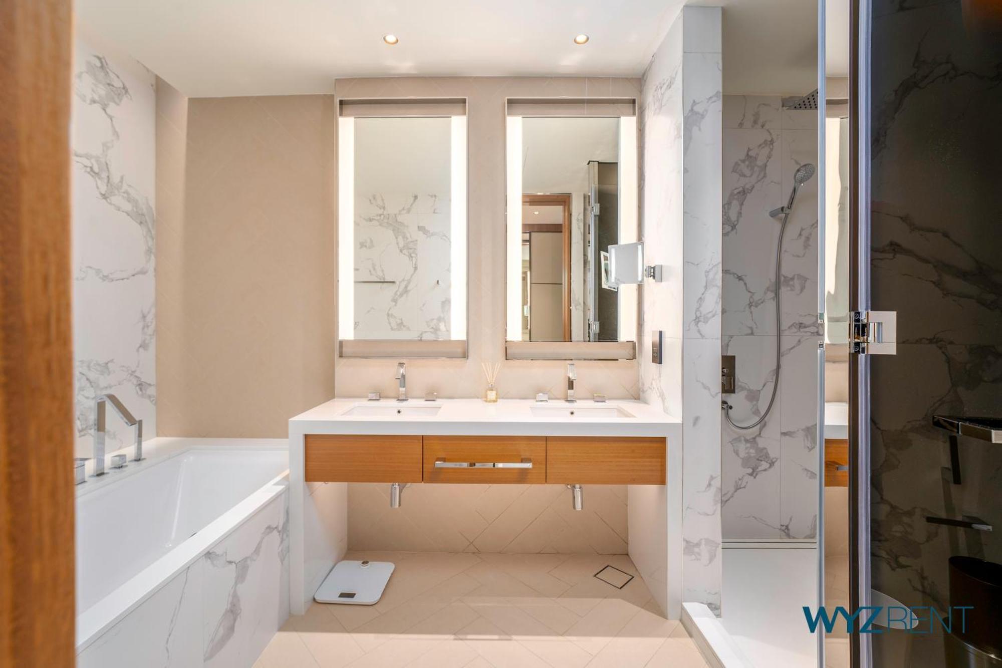 Apartment Premium 3br In Address Opera Next To Burj Khalifa *