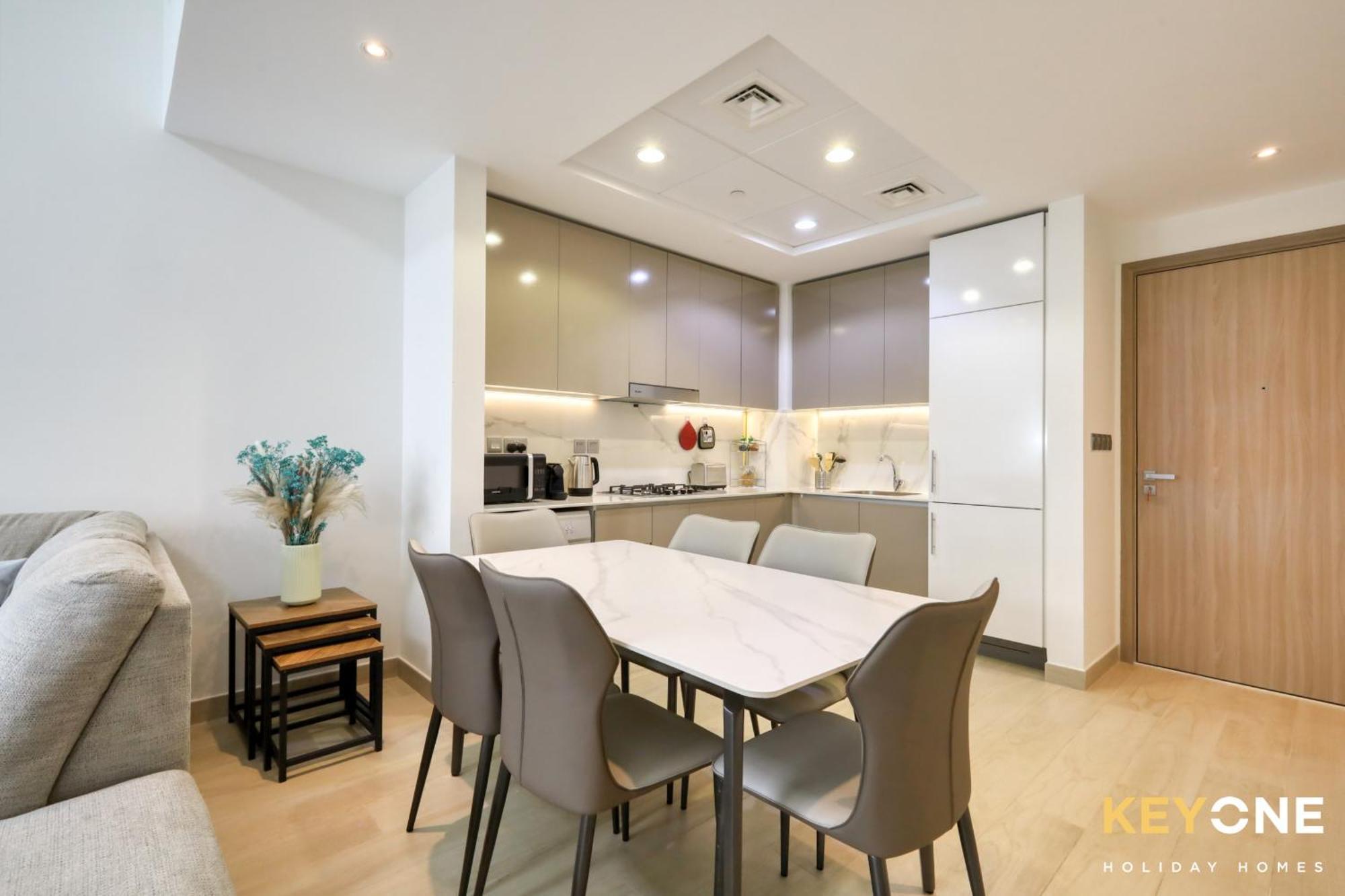 Apartment Exquisite Living In Riviera One Bedroom *