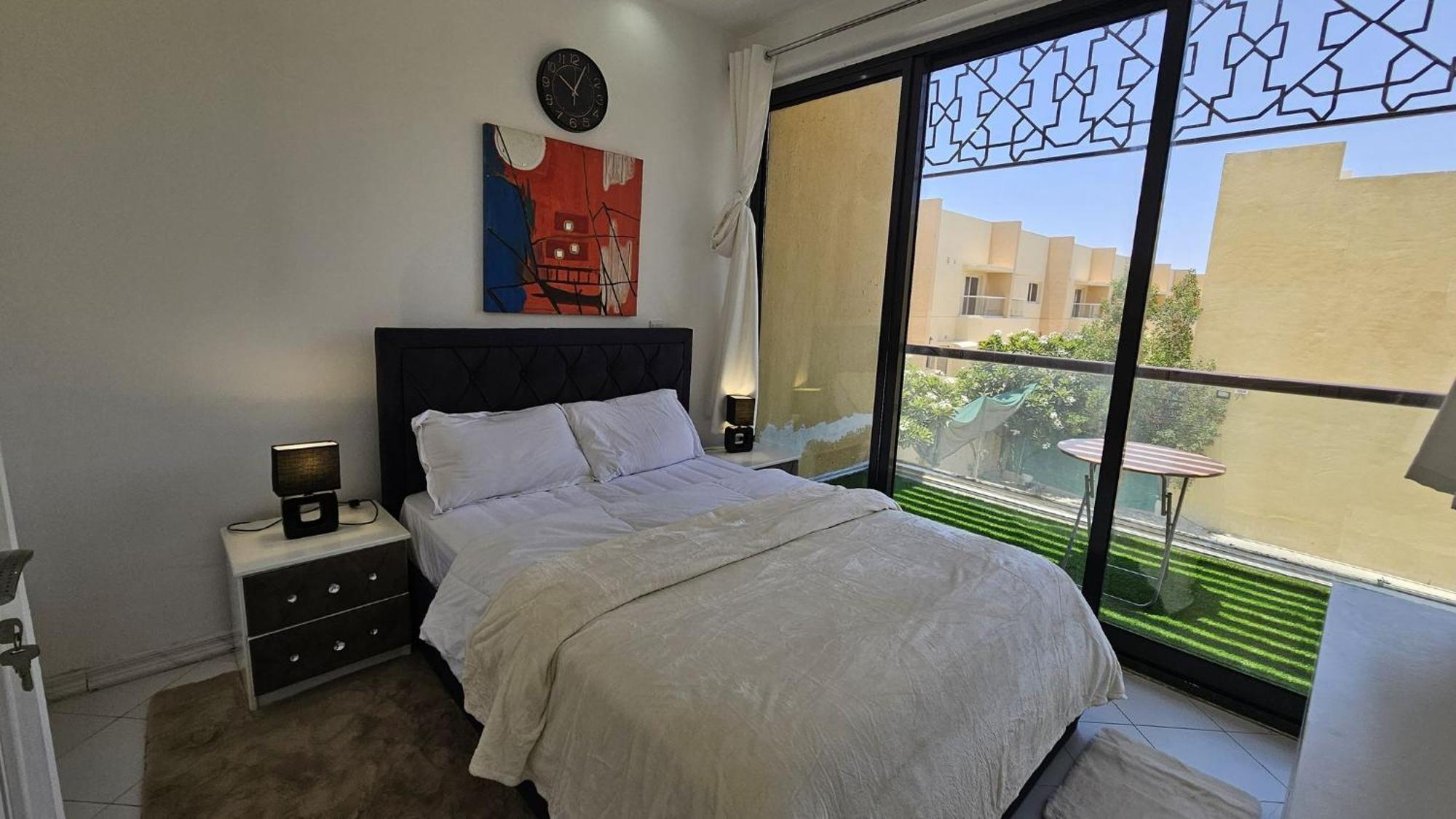 Dubai- 1 Bedroom Townhouse