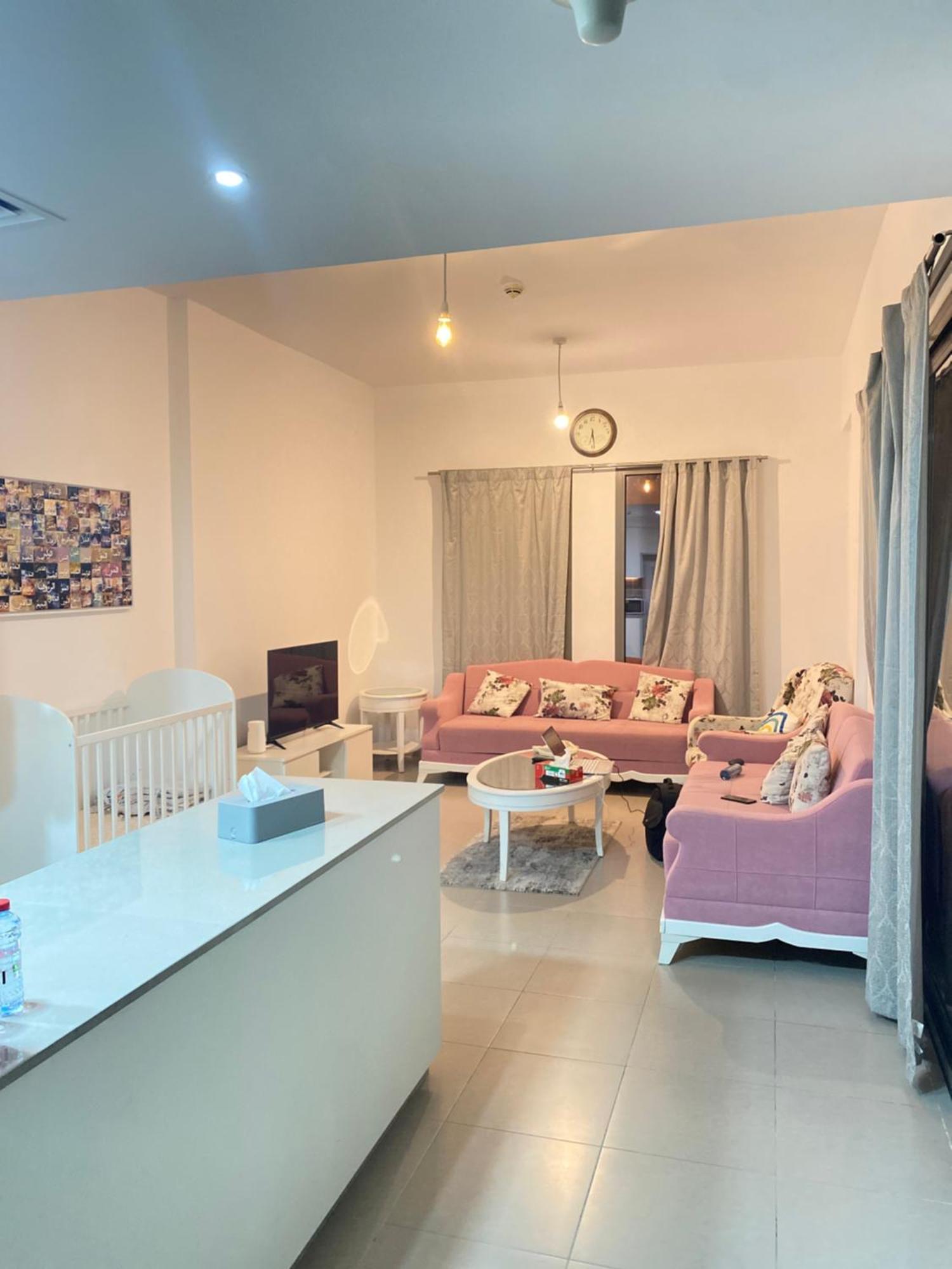 Lovely Calm 3br Easy Accessibility To With Huge Balcony And Pool View Town Square Dubai