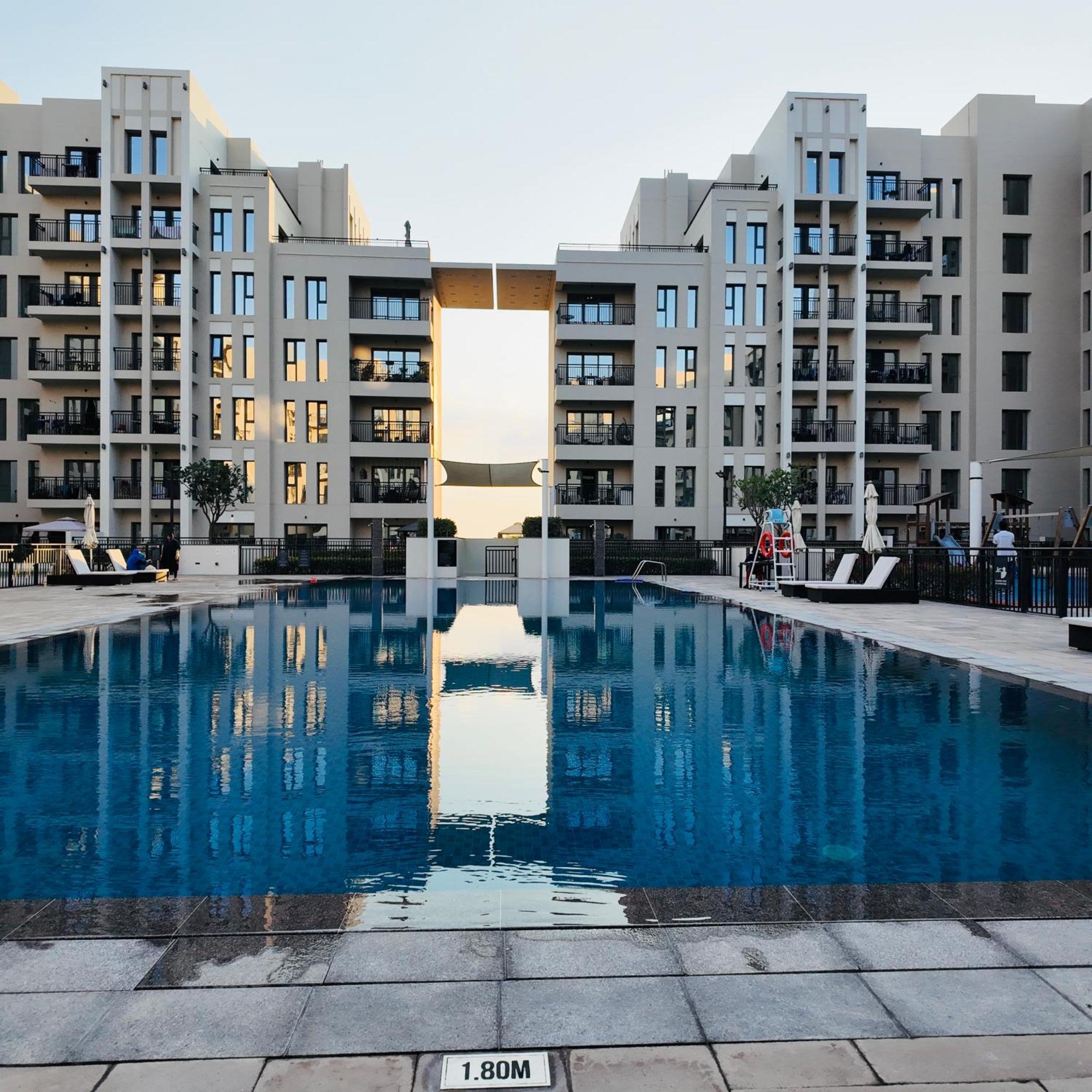 Lovely Calm 3br Easy Accessibility To With Huge Balcony And Pool View Town Square Apartment Dubai