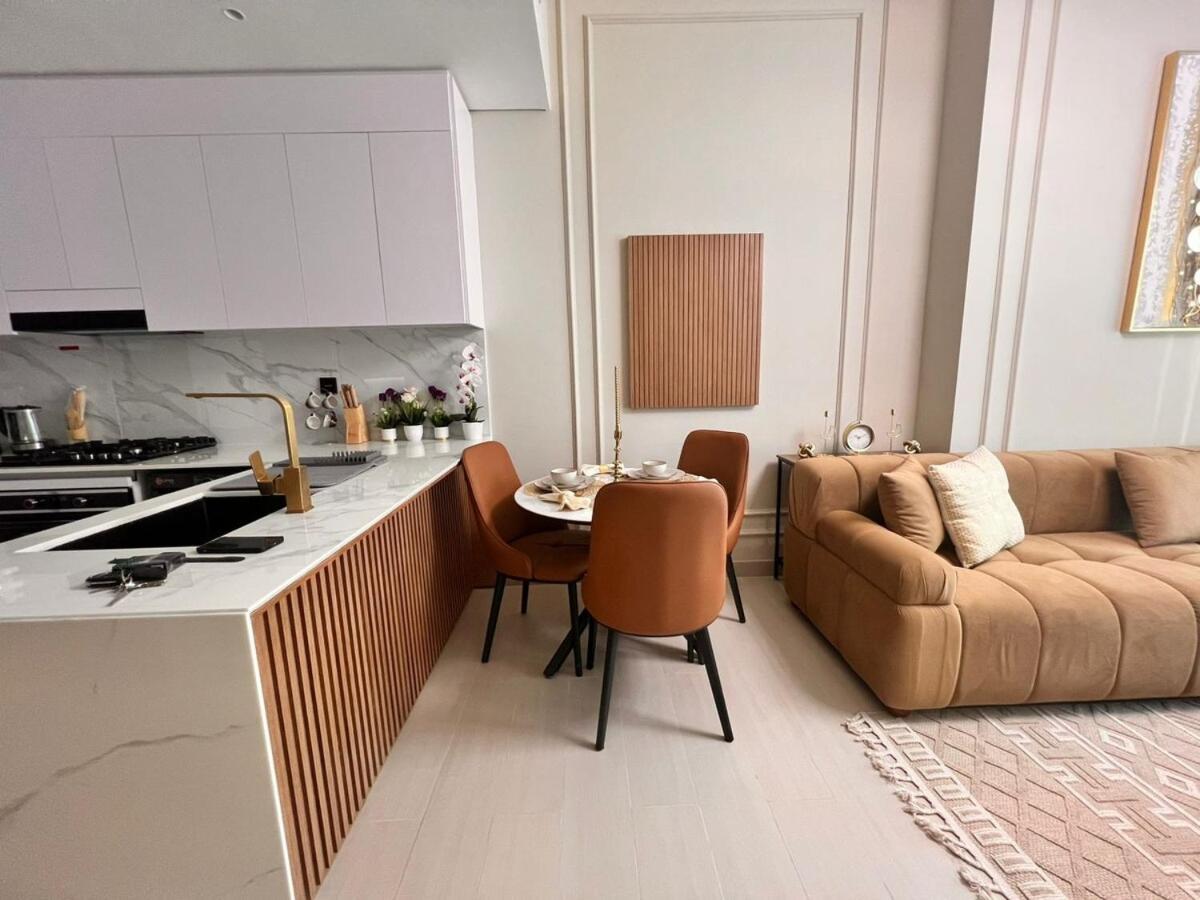 Apartment New & Fancy Ba