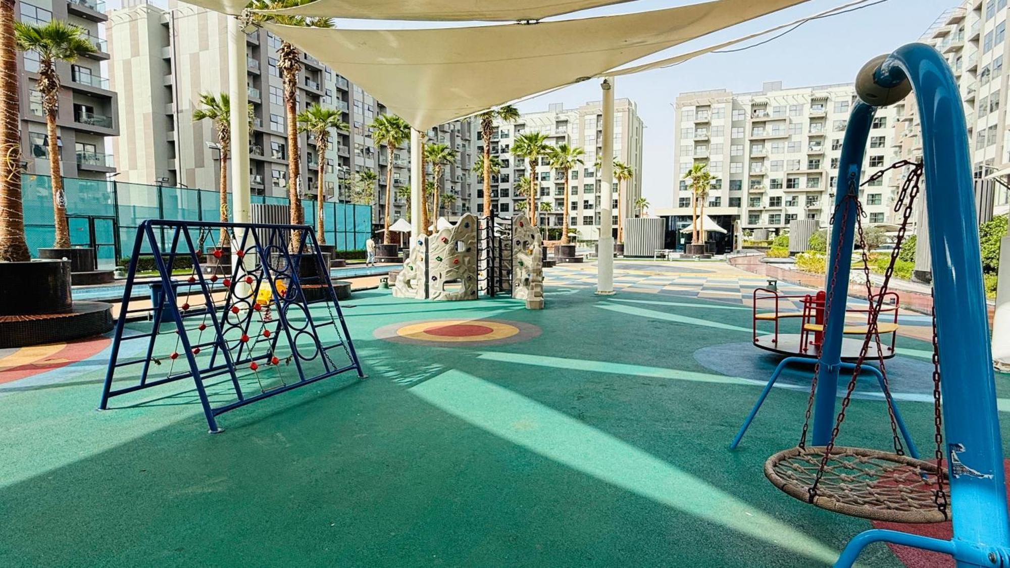 Lawnz Luxury Furnished With Balcony Swimming Pool Gym Kids Play Ground Dubai