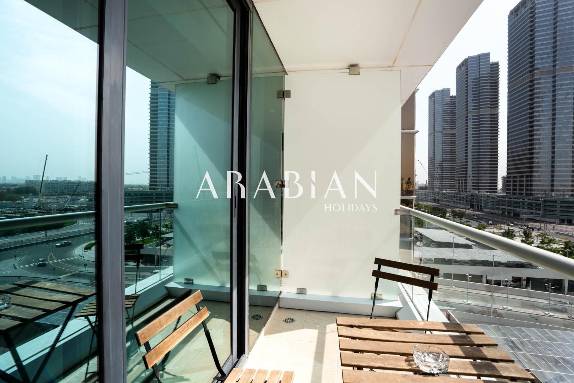 Beautiful Newly Renovated - Jlt