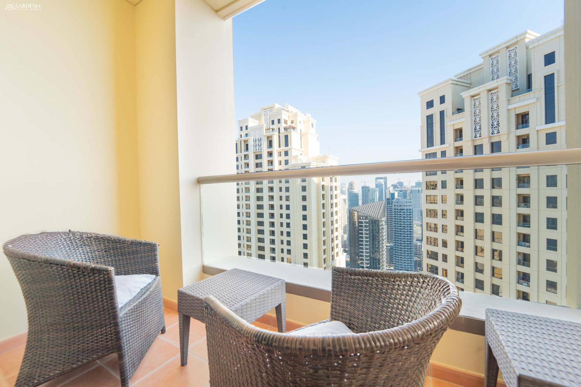 Gardenia Shams 4 2br With Marina, & Palm Views Dubai