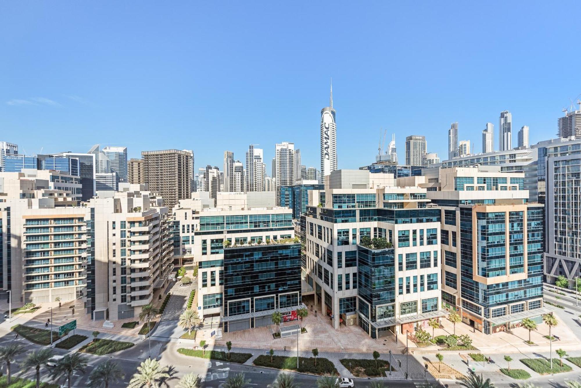 Apartment Vayk - Modern 1 Bd With Stunning Views