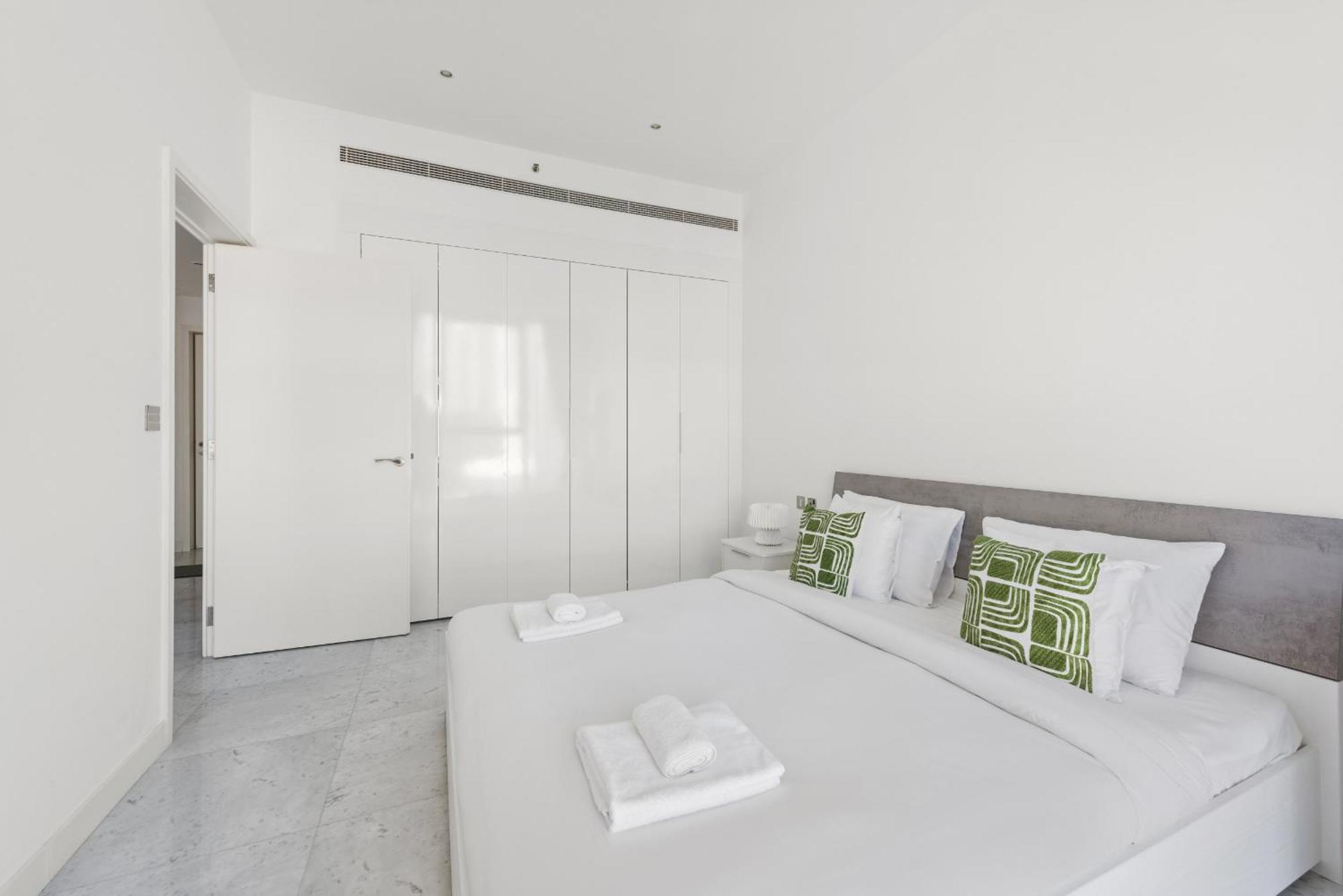 Apartment Vayk - Modern 1 Bd With Stunning Views Dubai