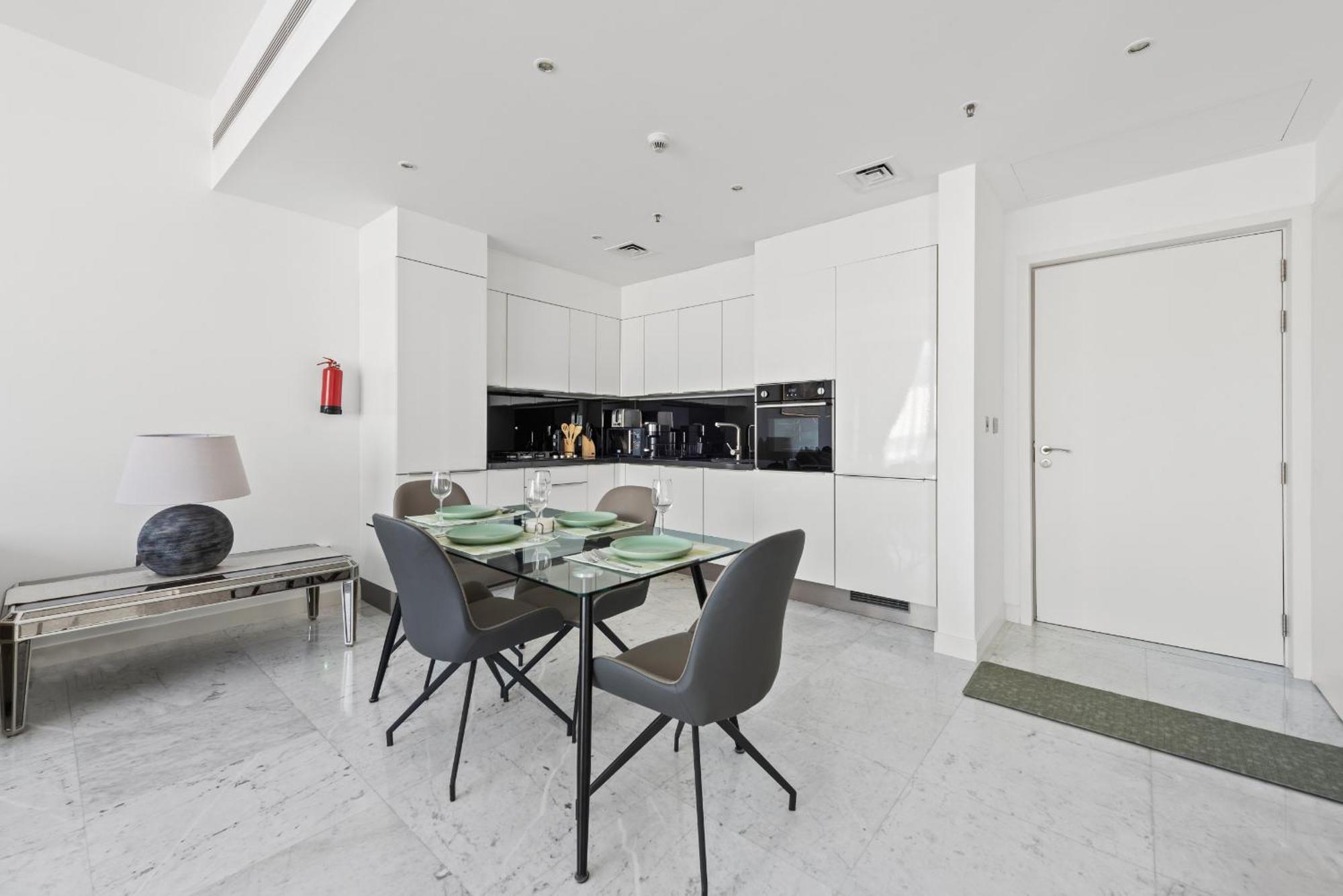 Vayk - Modern 1 Bd With Stunning Views Dubai