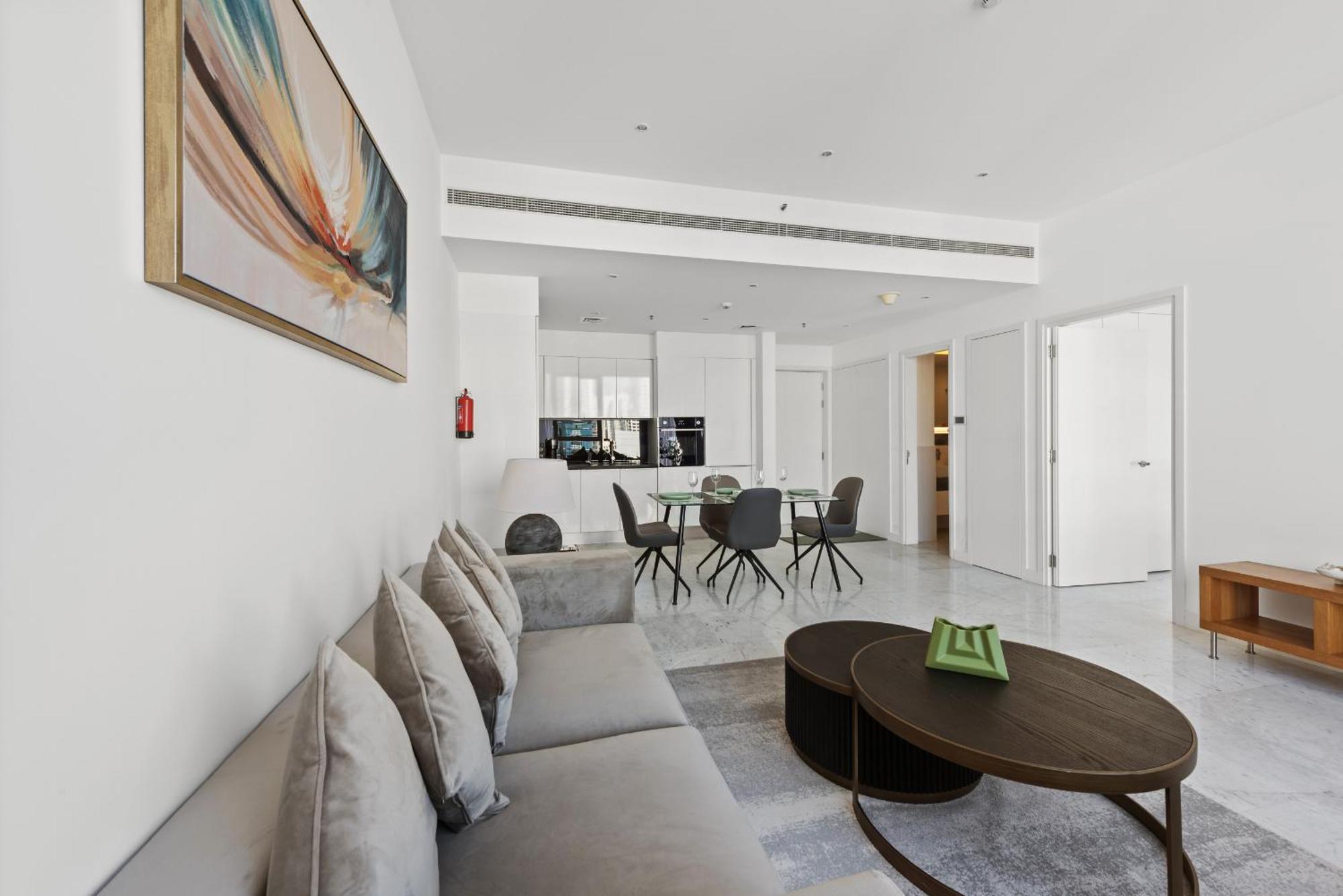 Vayk - Modern 1 Bd With Stunning Views *