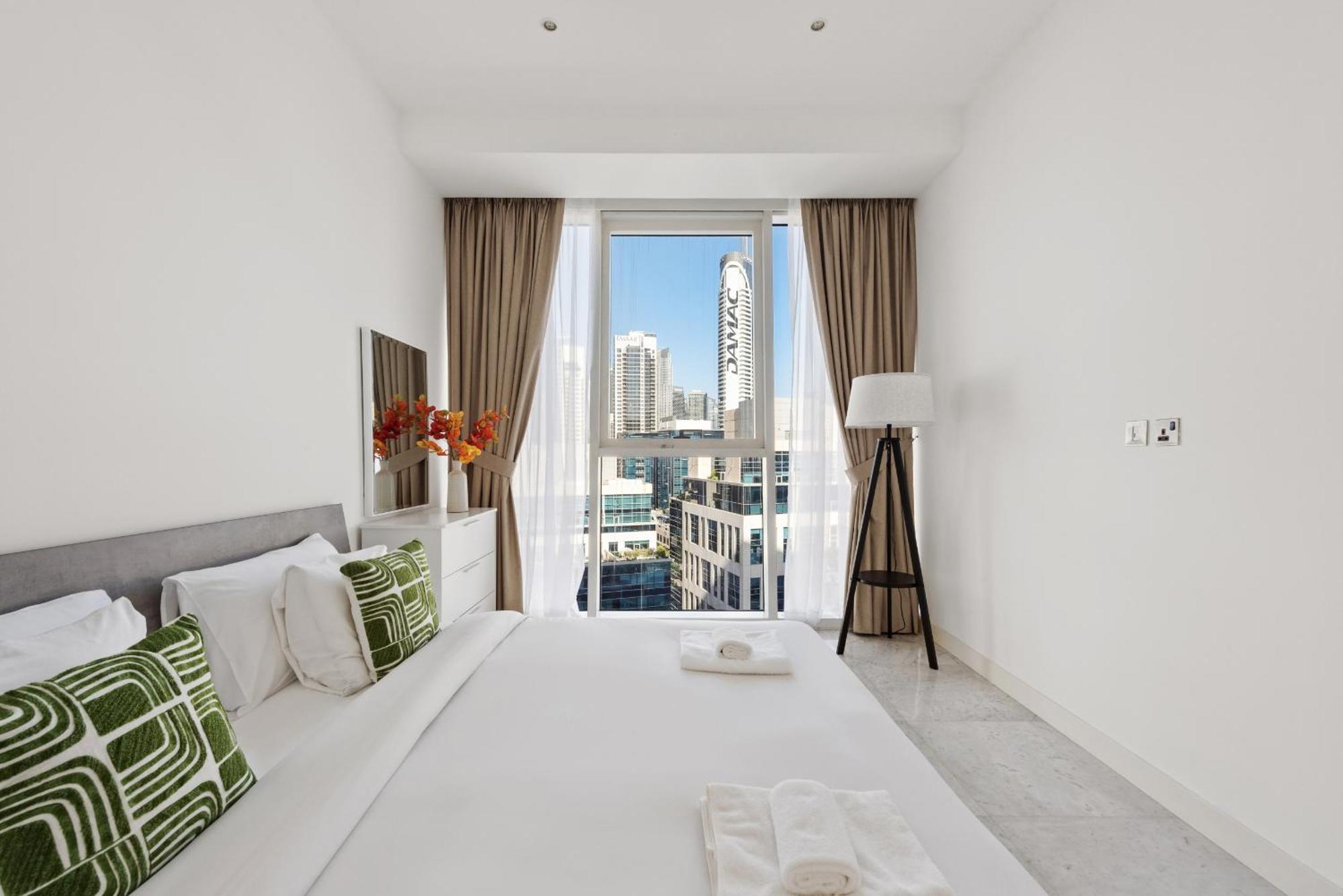 Apartment Vayk - Modern 1 Bd With Stunning Views