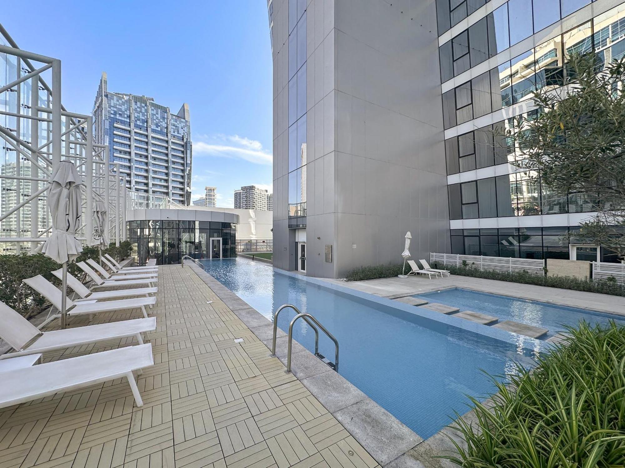 Apartment Vayk - Modern 1 Bd With Stunning Views *
