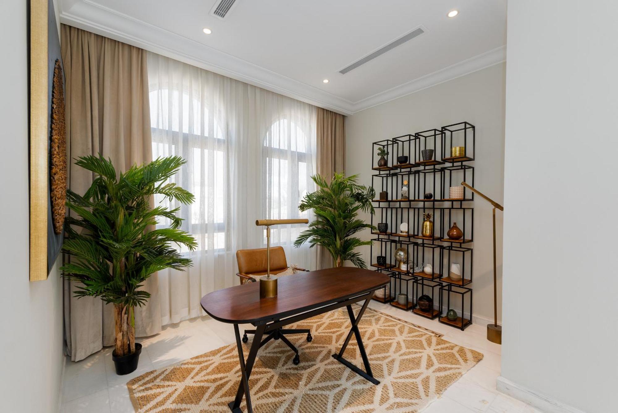 Frond D, Beachfront Villa, Palm Jumeirah - Mint Homes