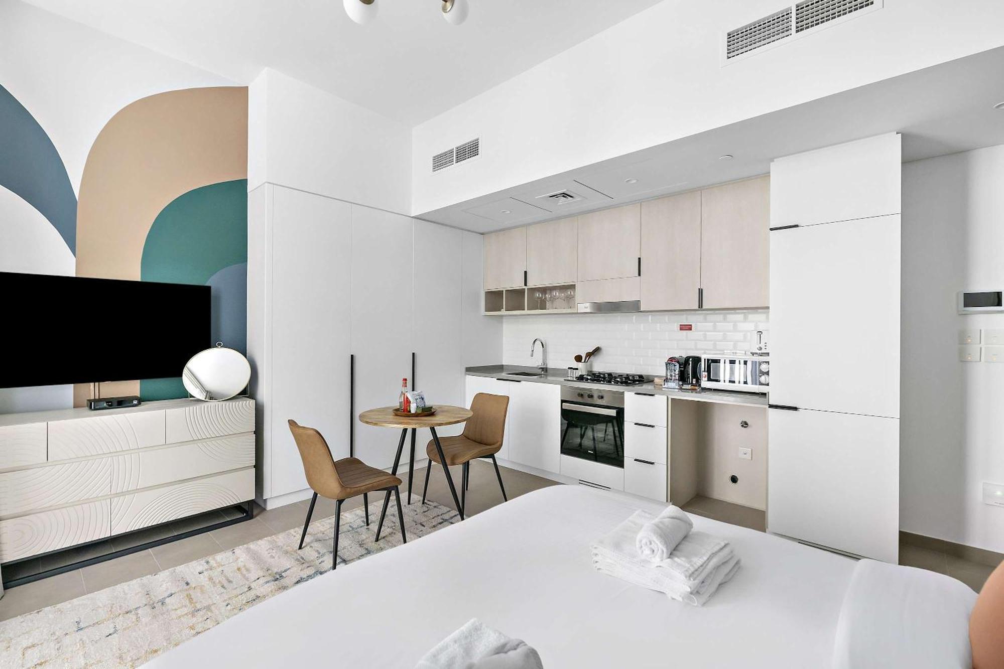 Apartment Silkhaus Brand New In Belgravia Heights, Jvc
